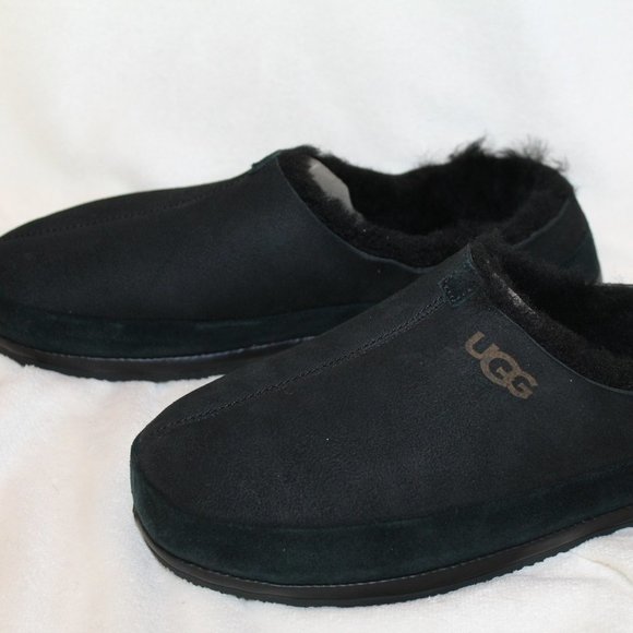 NIB UGG MEN\'S PARKDALE SLIP ON SUEDE‎ SHEARLING LINED CLOG SLIPPERS BLACK